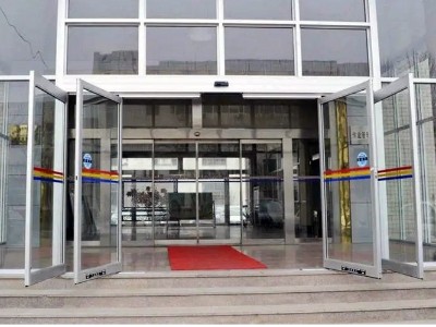自動玻璃門組成與安裝解析